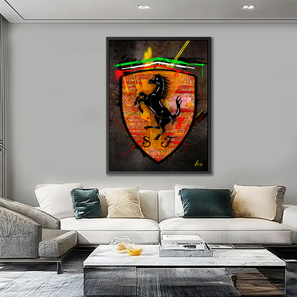 Logo cheval Ferrari noir, style graffiti sur fond orange avec rayures rouges et jaunes. La scène se...